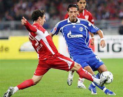 以惊人的势 以惊人的势